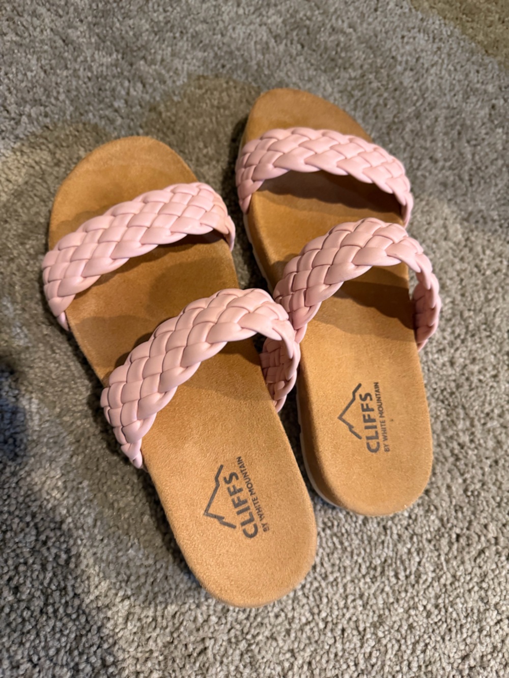 Cliffs by White mountain sandals